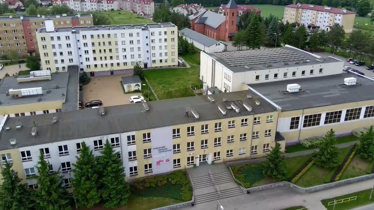 🏫 PCE, kościół św. Jacka i osiedle ulic nazwanych od drzew 🚁 | Kętrzyn z lotu ptaka
